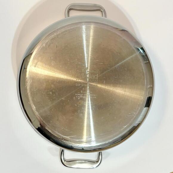 All-Clad D3 Stainless 6 Qt Stock Pot w/ Lid – USA - Picture 3 of 9